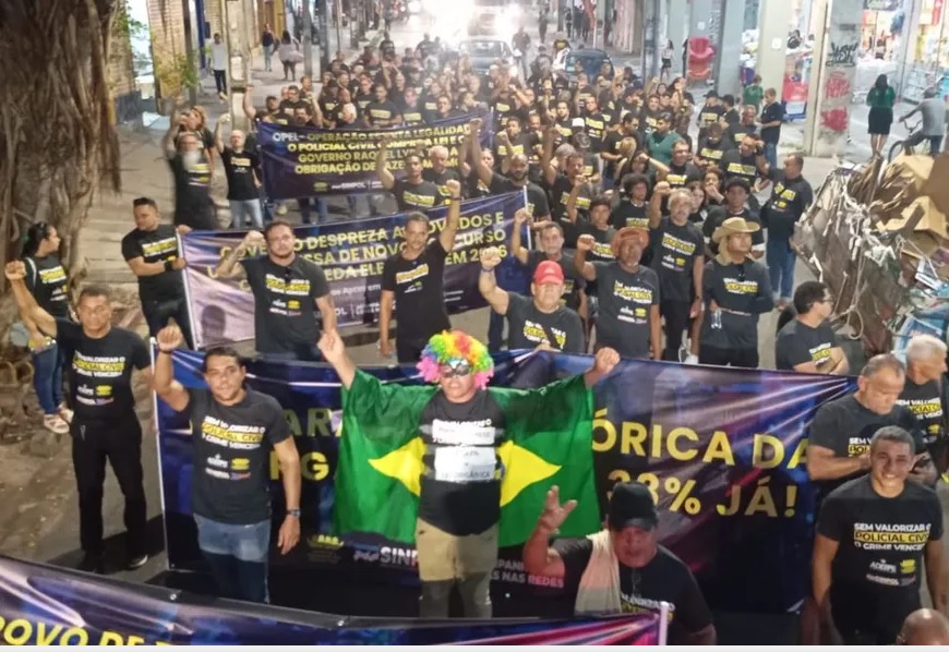 POLICIAIS CIVIS DE PERNAMBUCO ANUNCIAM PARALISAÇÃO DE 24 HORAS PARA FEVEREIRO