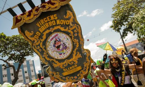 bloco virgens bairro novo antecipa desfile